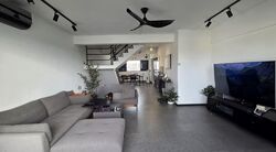 Blk 330 Bukit Batok Street 33 (Bukit Batok), HDB Executive #558405211